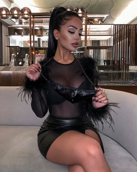 karine-libertine-saint-ouen-sur-seine